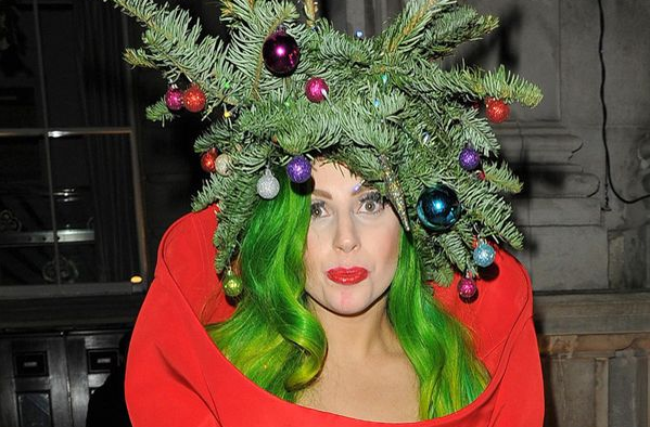 Forgotten Pop At Christmas! -Lady GaGa, Christmas&nbsp;Tree