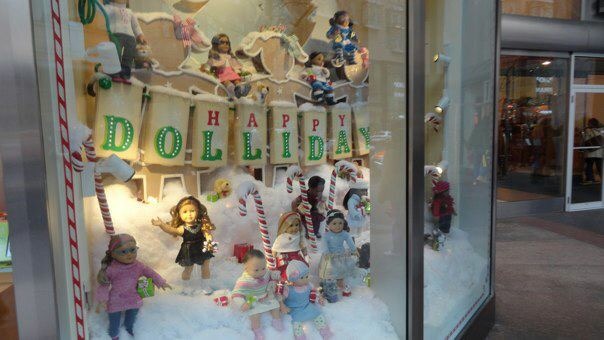 The Travel Book at Christmas – Chicago, Illinois,&nbsp;USA