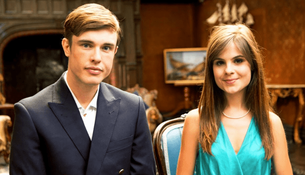 Travel vs The Comedian – Almost&nbsp;Royal