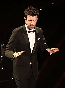 220px-Jack_Whitehall_(cropped)