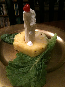250px-Candle_salad