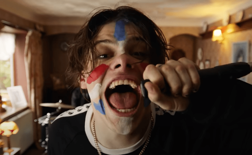 The Magic Of The Music Video! – YUNGBLUD Month –&nbsp;Loner