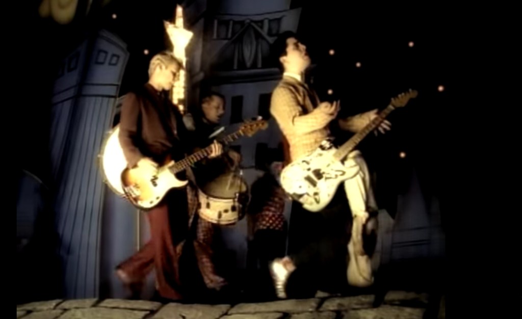The Magic Of The Music Video! – Green Day Month – Hitchin’ A&nbsp;Ride