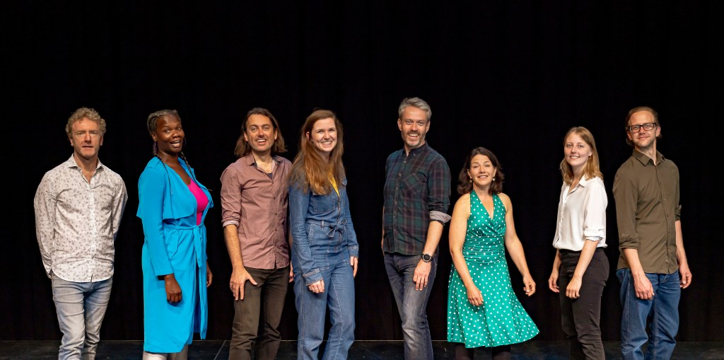 easylaughs Month – INTERVIEW – Get To Know The&nbsp;Team!