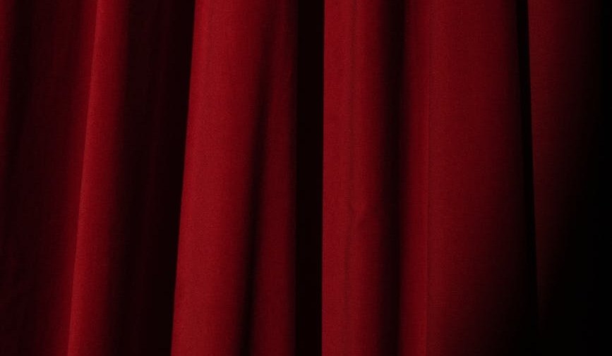 Improv Corner – Introductions On&nbsp;Stage