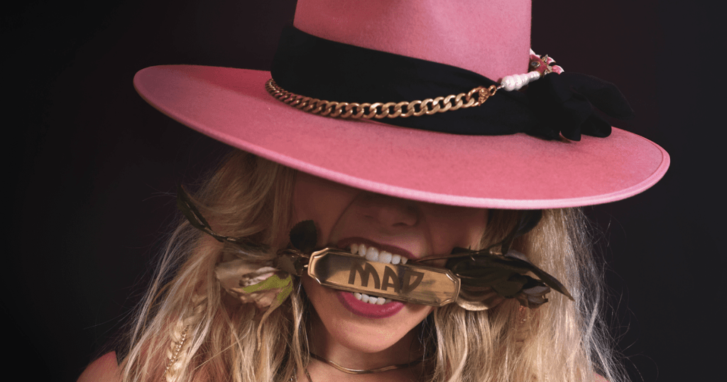 INTERVIEW: Enjoy ‘Diggin’ In The Dirt’ With Mad Hatter’s&nbsp;Daughter
