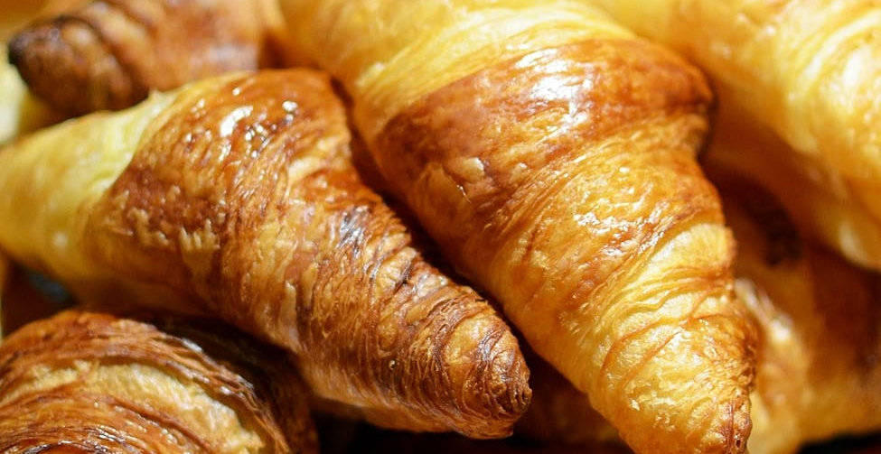 The Travel Book – TRAVEL STORIES – The Adventure of The Croissant…
