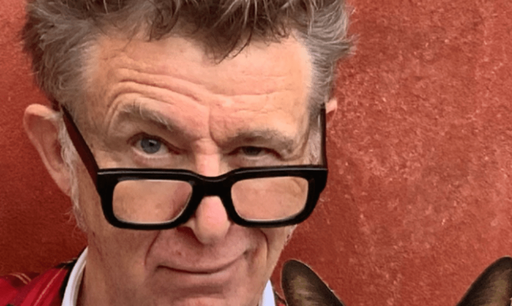 Funny At The Fringe – INTERVIEW – Elvis McGonagall: Gin &&nbsp;Catatonic?