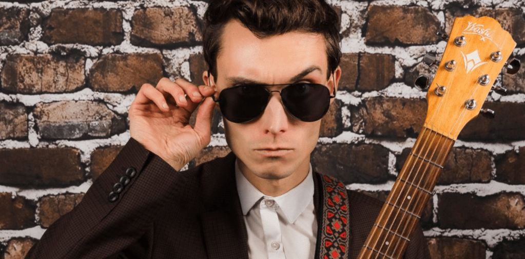 Funny At The Fringe – INTERVIEW – Chris Tavener is Faking&nbsp;Cool