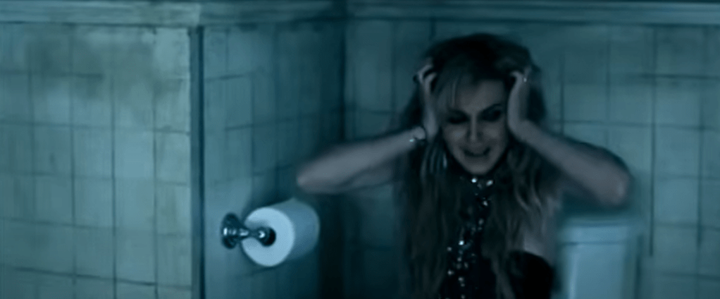 Forgotten Songs! – This Week – Confessions Of A Broken Heart (Daughter To Father) 